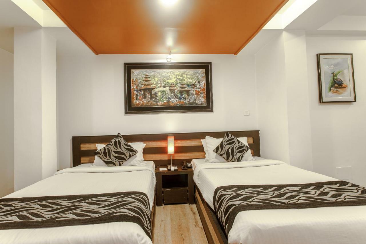 Hotel Shreesu Катманду Екстер'єр фото