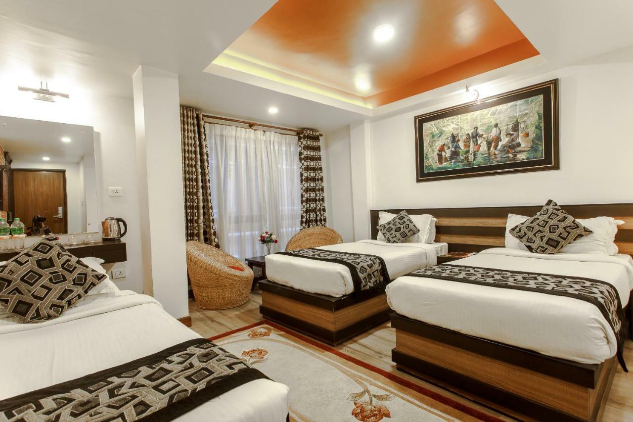 Hotel Shreesu Катманду Екстер'єр фото